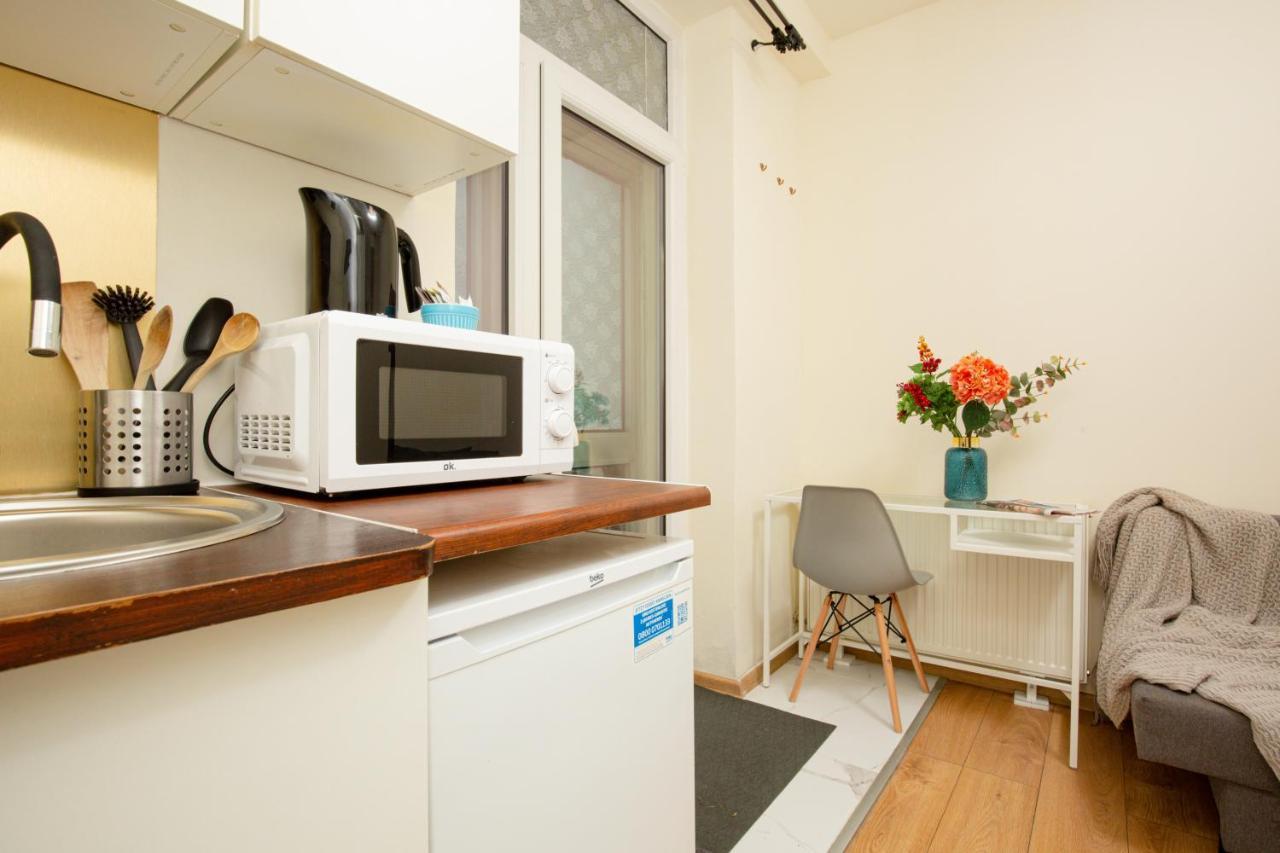 Micro Apartment Miaczynska By Noclegi Renters Varsovia Exterior foto